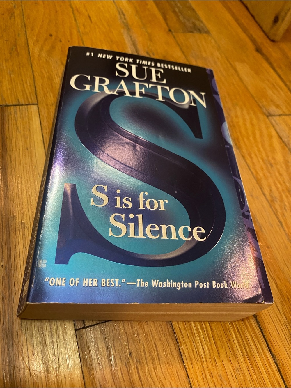 Sue Grafton - S Is For Silence - Paperback Edition